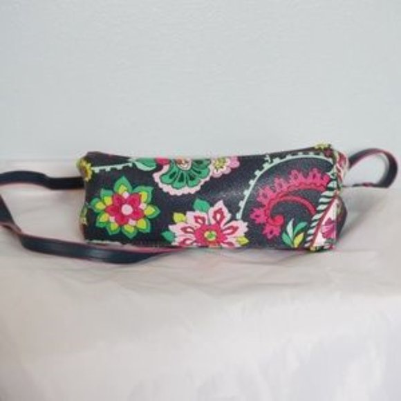 Vera Bradley Scalloped Hipster Bag - Picture 5 of 8